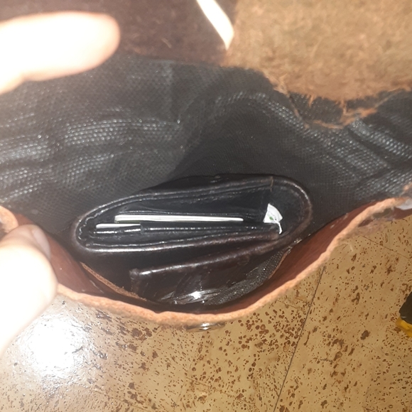 Vintage Boho Brown Genuine Leather Crossbody Purse/ Bag- Size Small - Picture 8 of 12